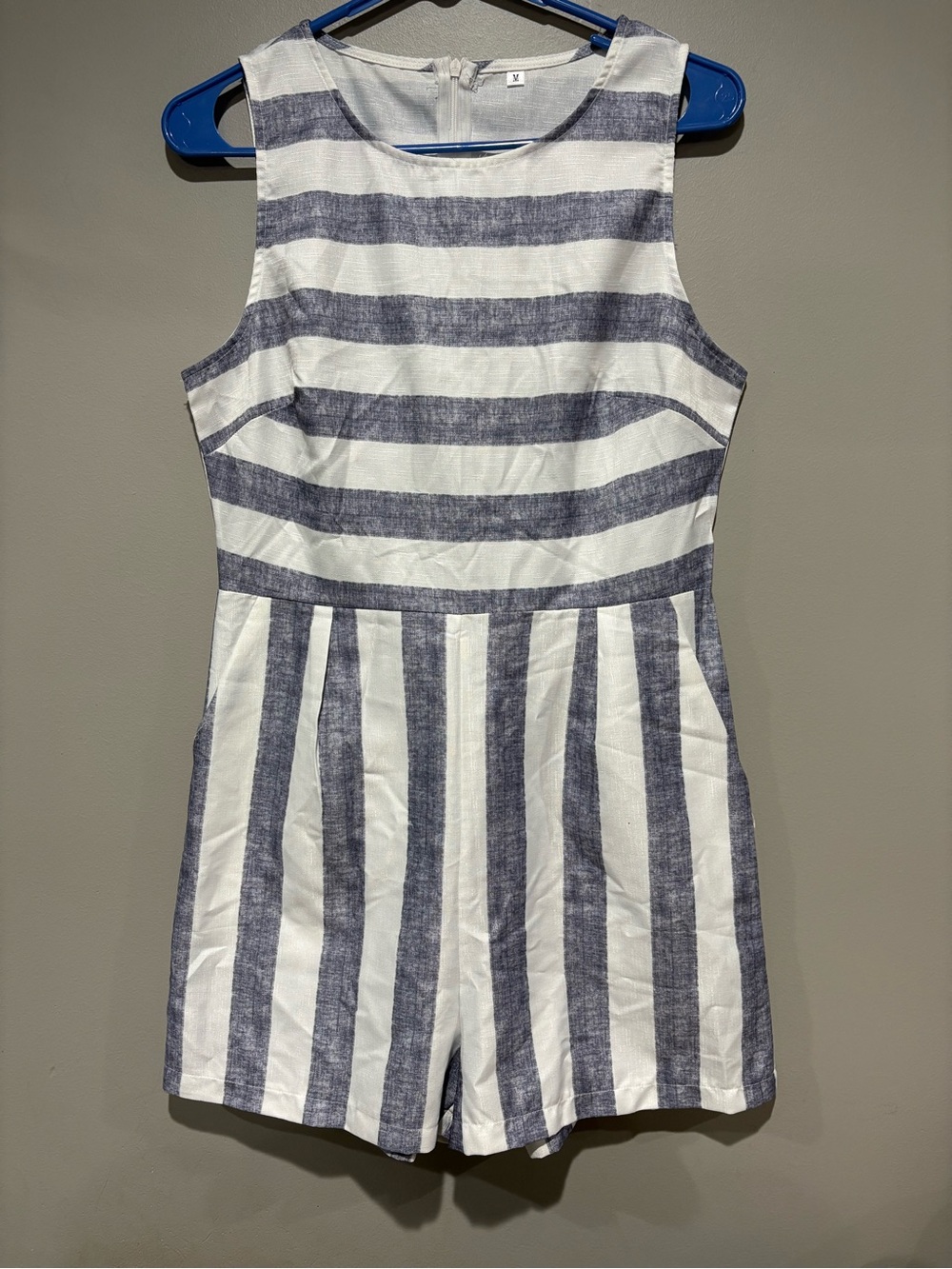 Women’s Blue & White Striped Linen Blend Sleeveless Romper Size M with Pockets